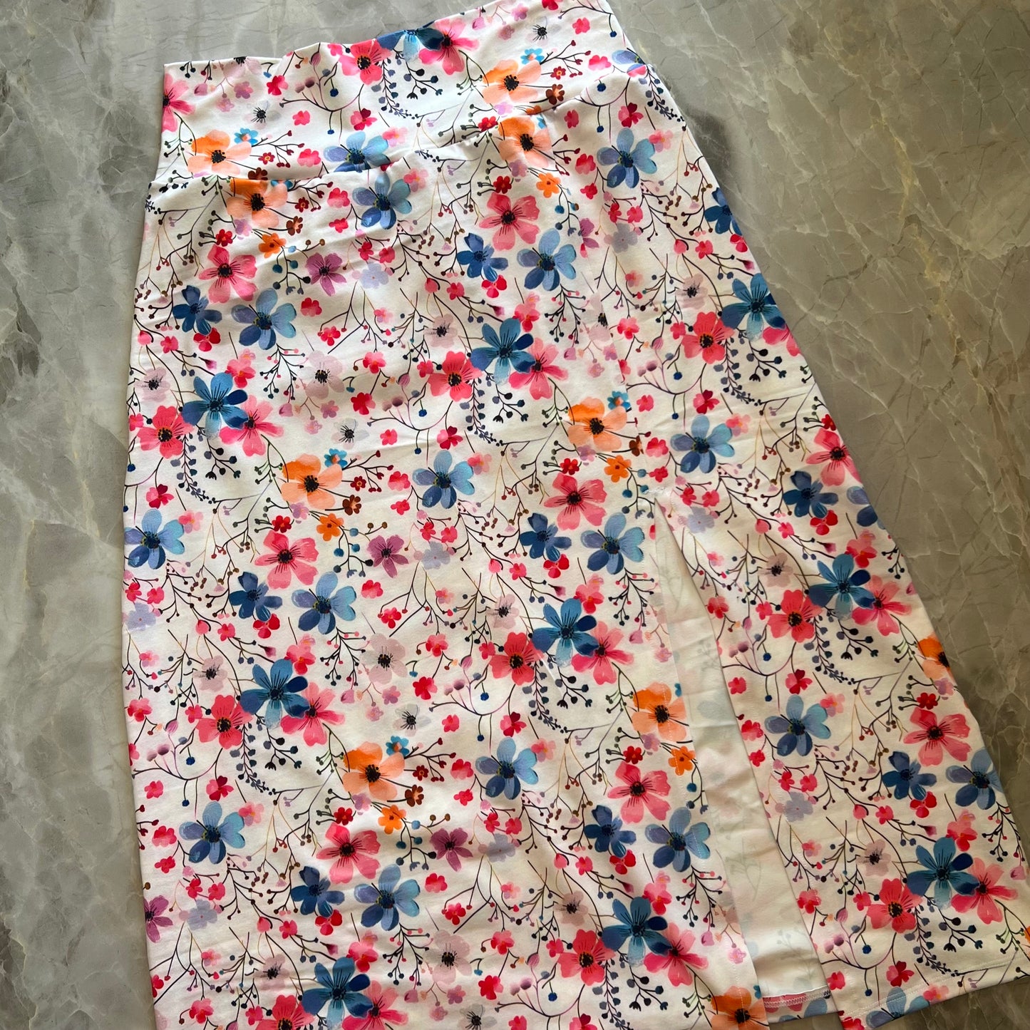 FALDA FLORES BLANCA