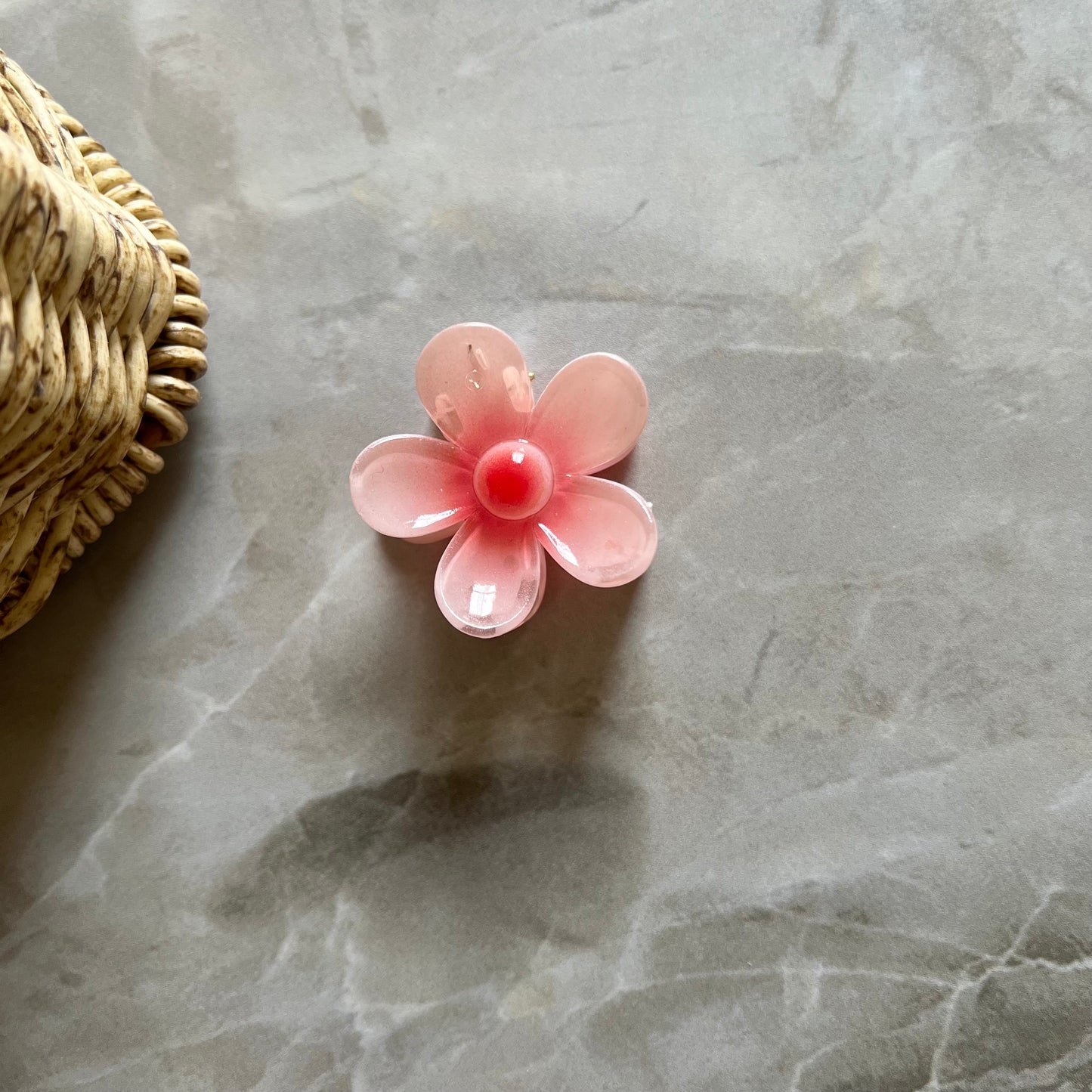 MAGNOLIA HAIR CLIP